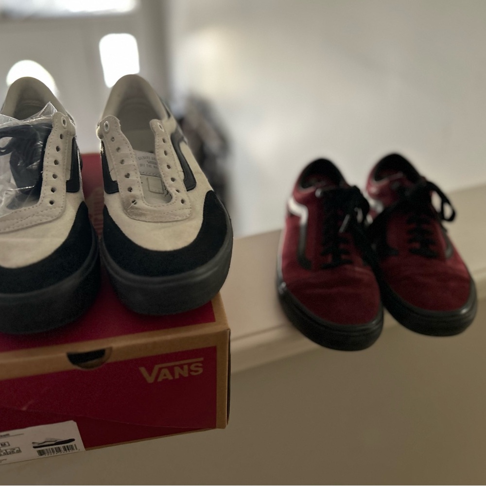 2 pairs of Vans Black and White and deep red & black